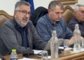 o-mamalakis-synanta-tin-ypoyrgo-paideias-gia-tin-anaklisi-twn-syghwneyaewn-sta-sholika-tmimata-ston-agio-dimitrio-i-anartisi-brahaminews.gr_.jpg
